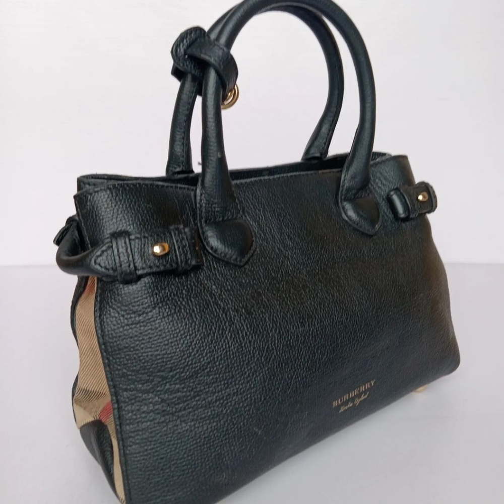 ❌️Sold❌️ BURBERRY Leather Banner Bag
